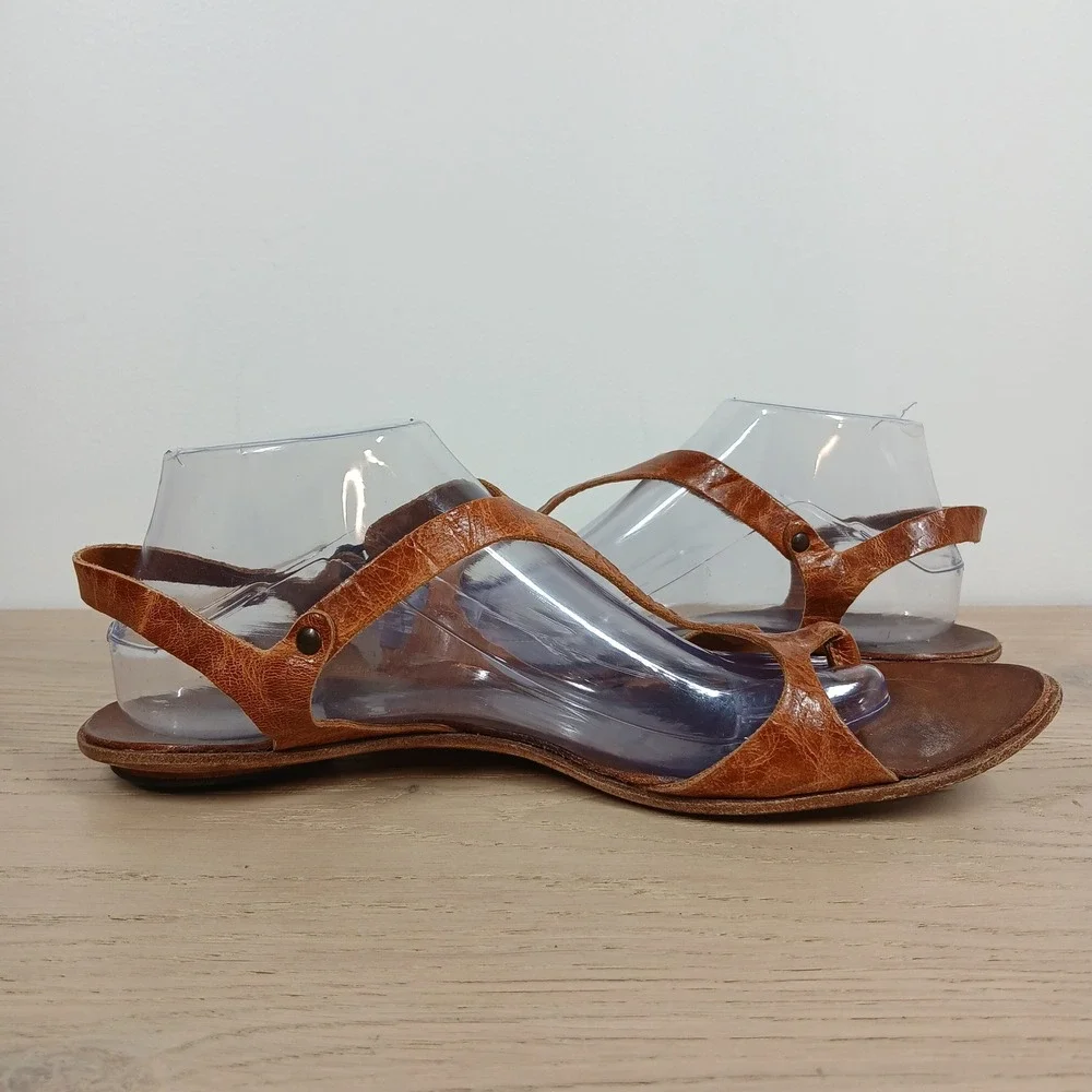 Cydwoq Sandals Women 9.5 Tan Leather Strappy Flat Slingback Vintage Boho Thong